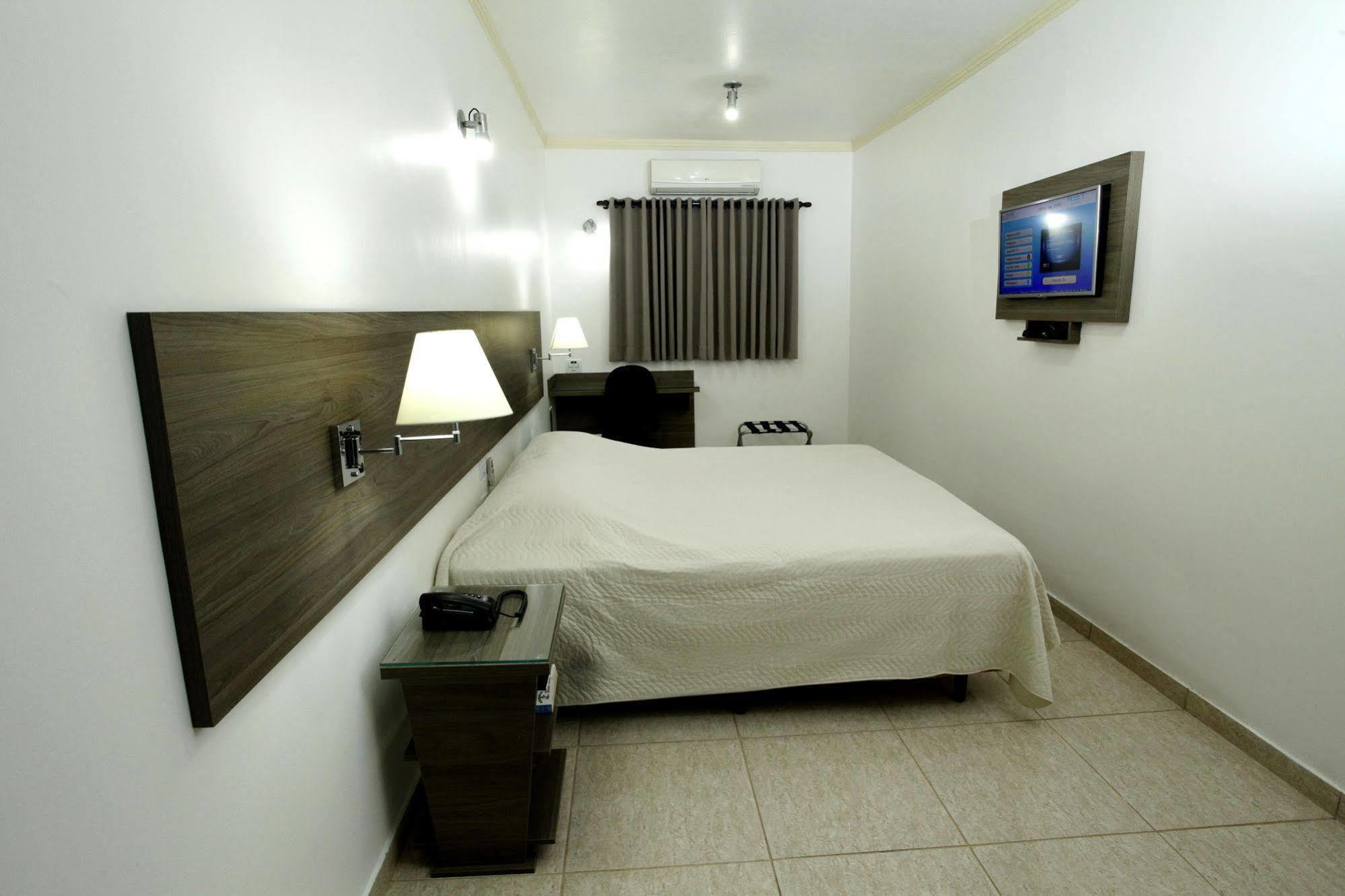 Indaia Hotel Sao Carlos  Ngoại thất bức ảnh